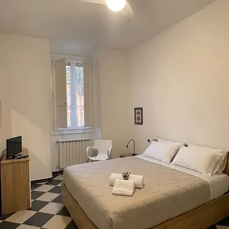 Ineja In The Heart Of Oneglia, Within Walking Distance Of The Sea شقة إمبيريا