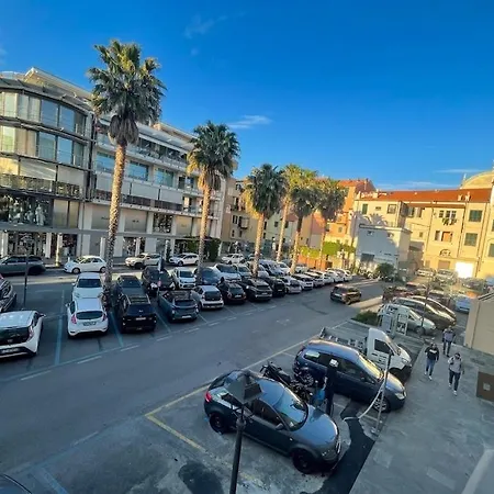 شقة Ineja In The Heart Of Oneglia, Within Walking Distance Of The Sea إمبيريا
